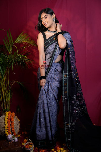 khanduapata Grey & Black Colour Fish Design Cotton Saree For Women