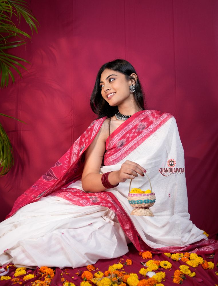 khanduapata White & Red Double Border Design Cotton Saree For Women