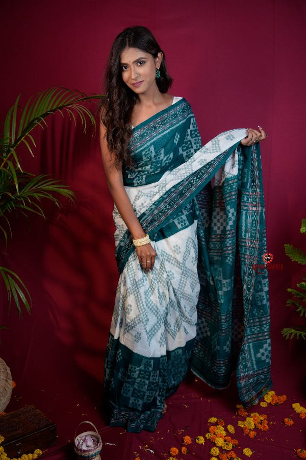 khanduapata Green & White Colour Body Design Cotton Saree For Women