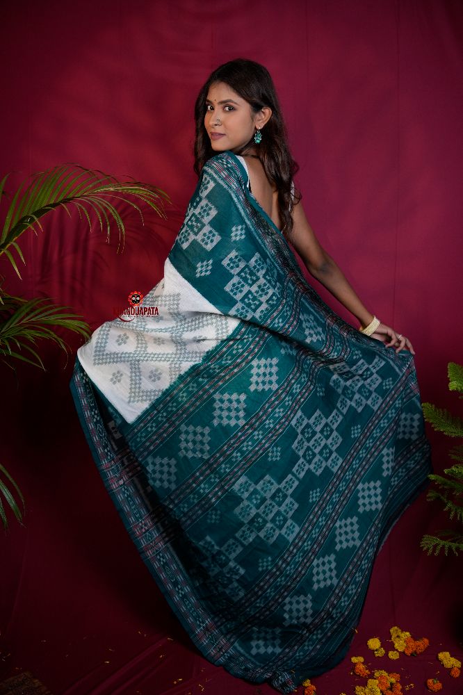 khanduapata Green & White Colour Body Design Cotton Saree For Women