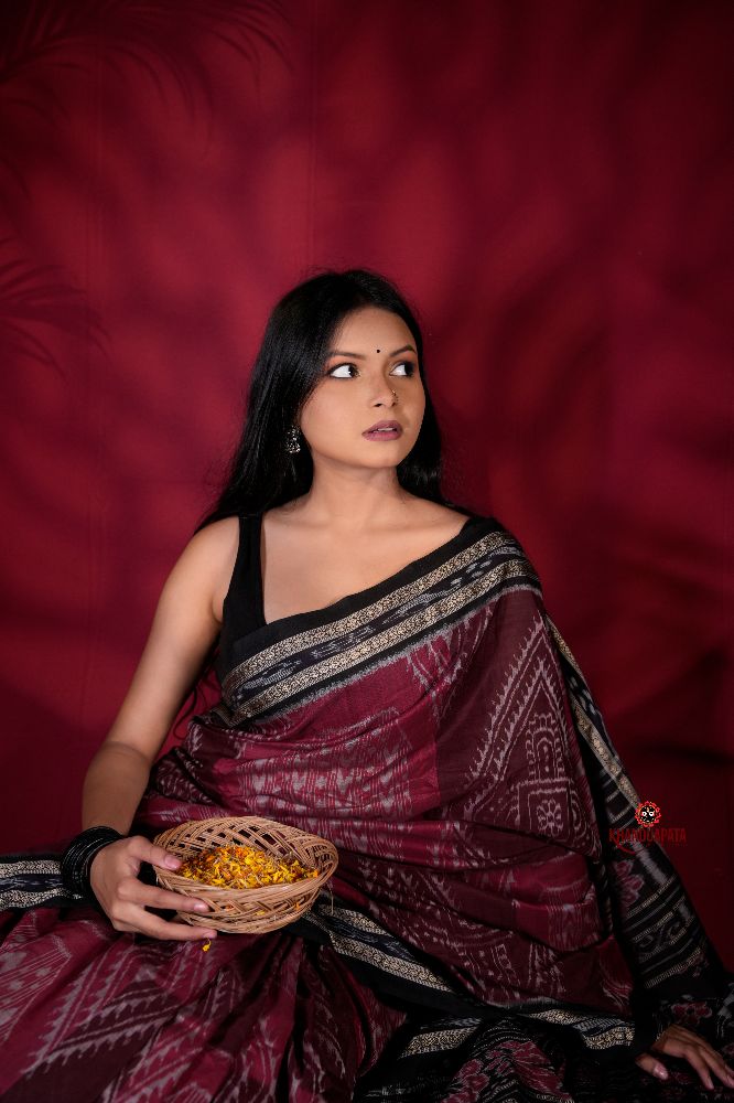 khanduapata Black & Red Colour Body Design Cotton Saree For Women