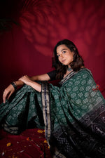 Thumbnail for khanduapata Green & Black Colour Flower Design Cotton Saree For Women