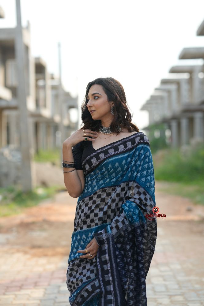 khanduapata Green & Black Colour Box Design Cotton Saree For Women