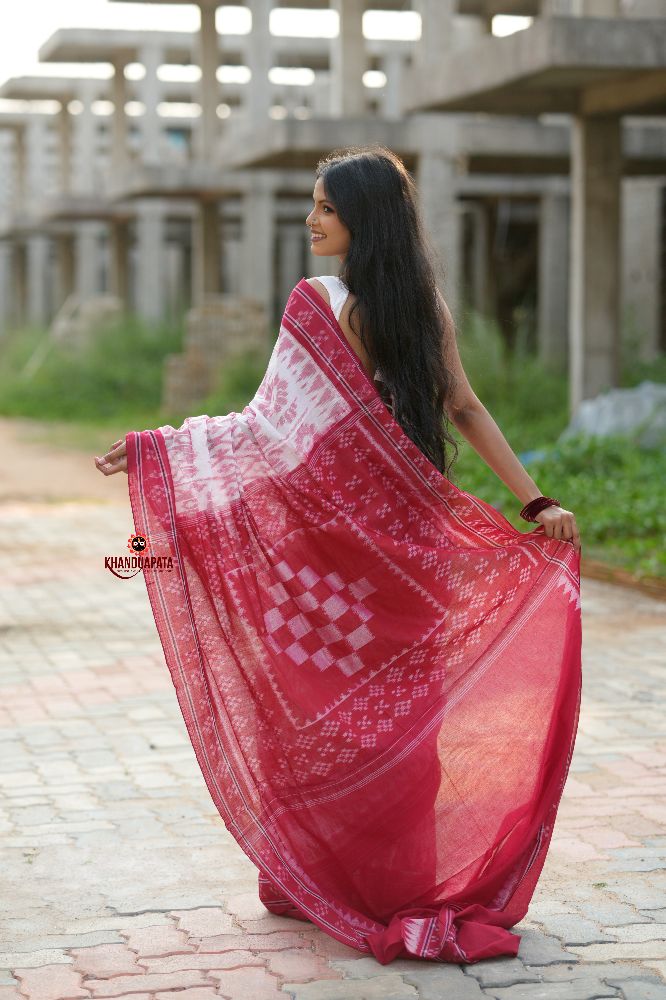 khanduapata Red & White Border Pasapali Design Cotton Saree For Women