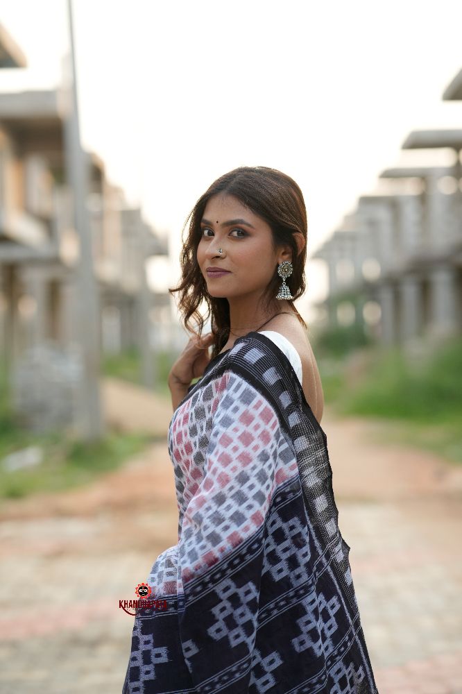 khanduapata White & Black Multi Colour Box Design Cotton Saree For Women