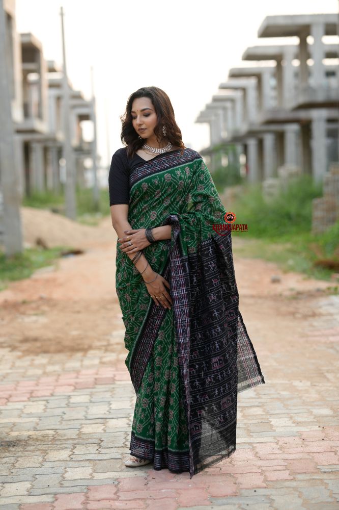 khanduapata Black & Green Body Design Cotton Saree For Women