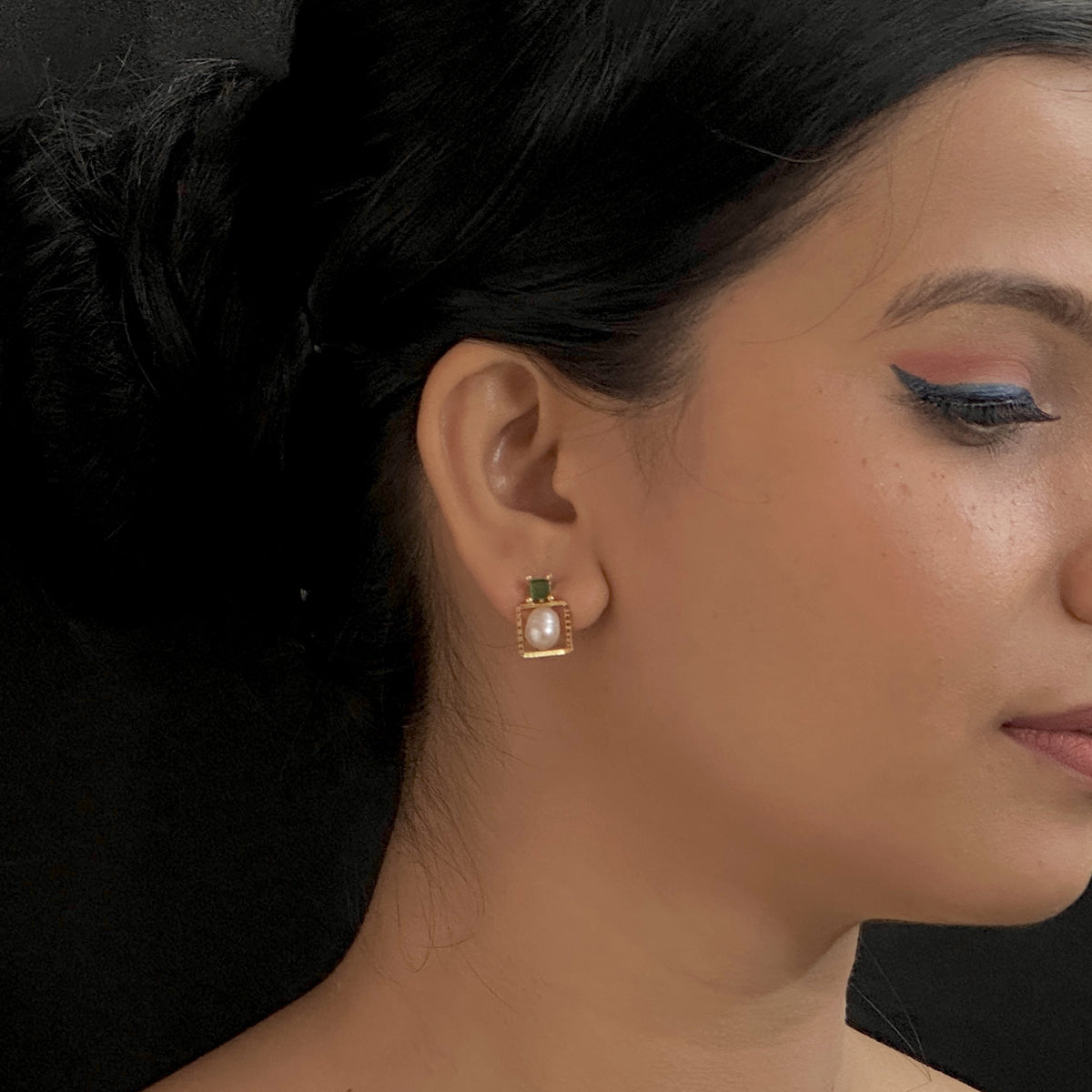 J Pearls Eva Pearl Earrings - Distacart