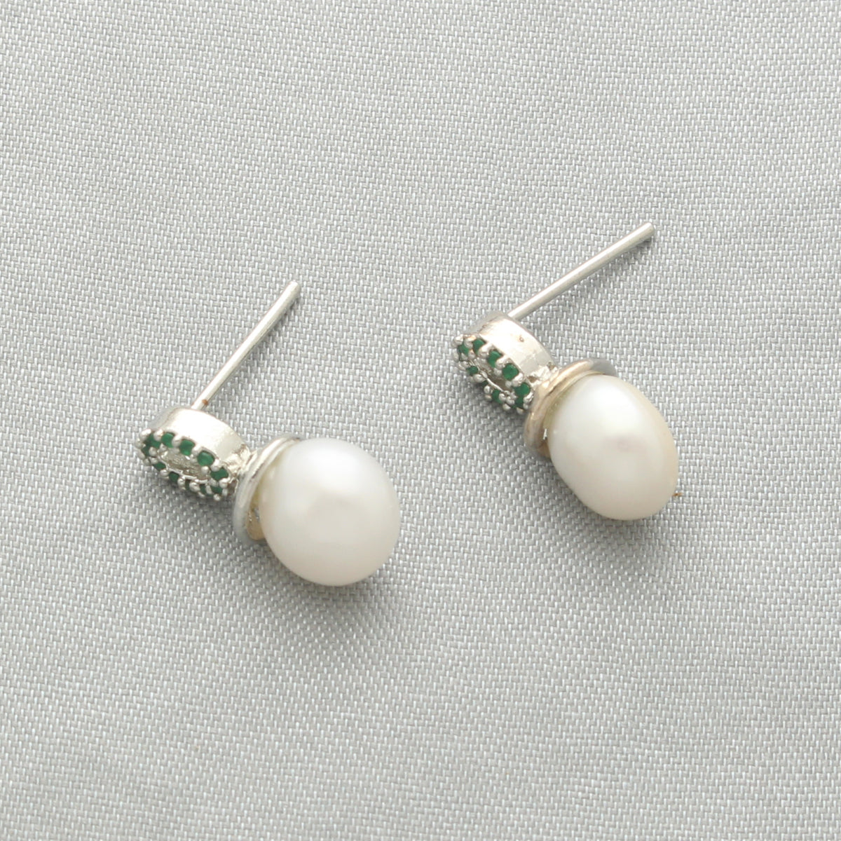 J Pearls Navishka Pearl Earrings - Distacart