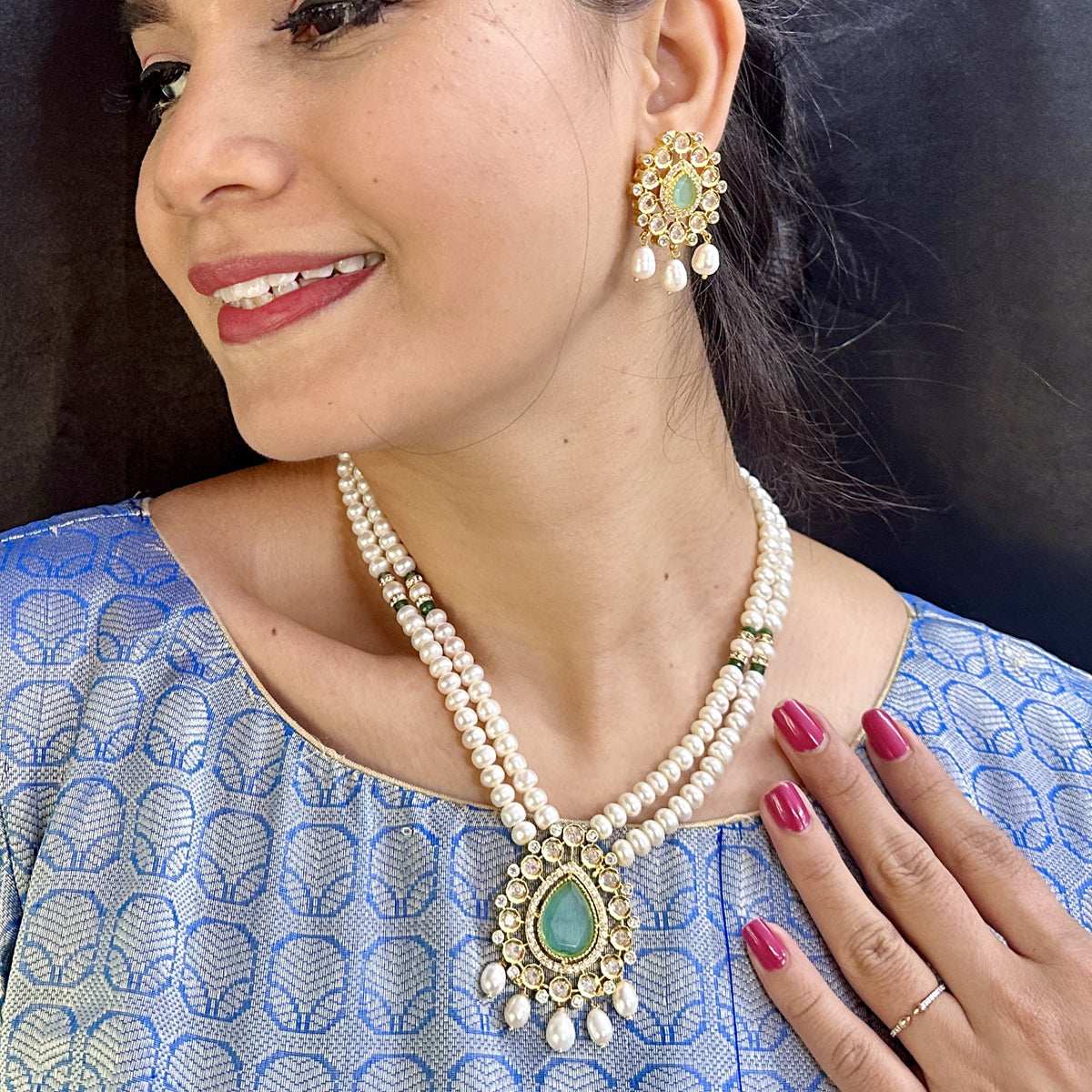 J Pearls Shalin Exquisite Pearl Necklace Set - Distacart