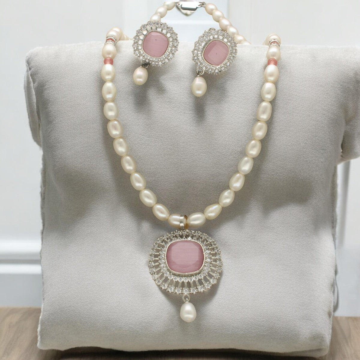 J Pearls Ehan Pearl Necklace Set - Distacart