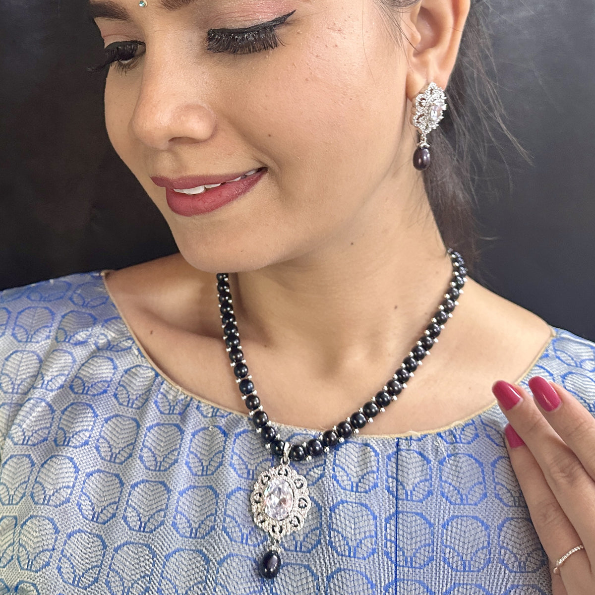 J Pearls Pran Pearl Necklace Set - Distacart