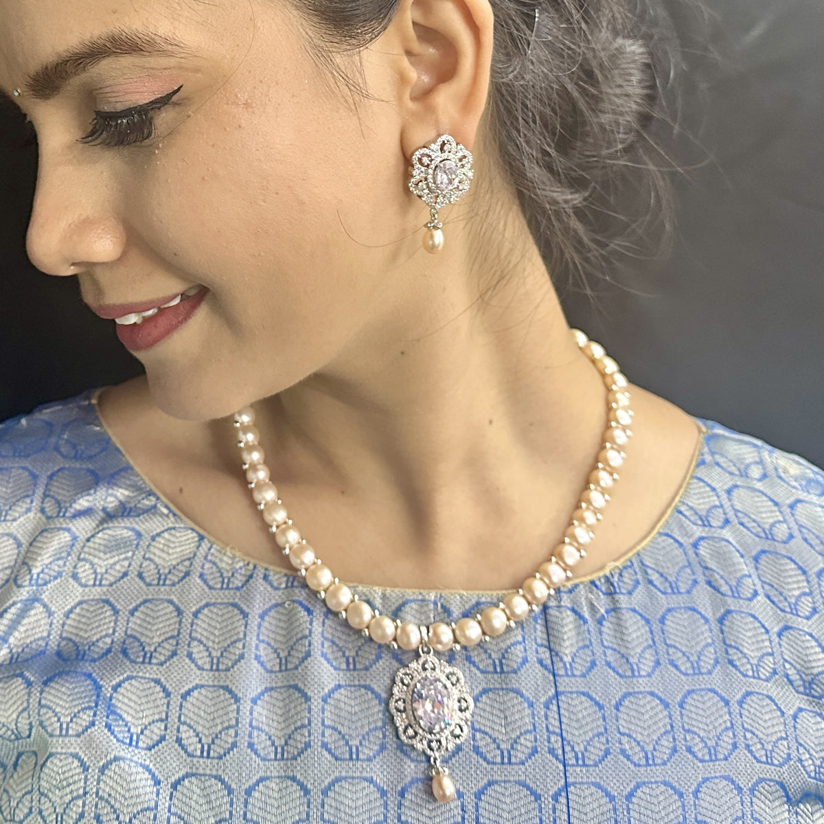 J Pearls Luxe Luminescence Pearl Necklace Set - Distacart