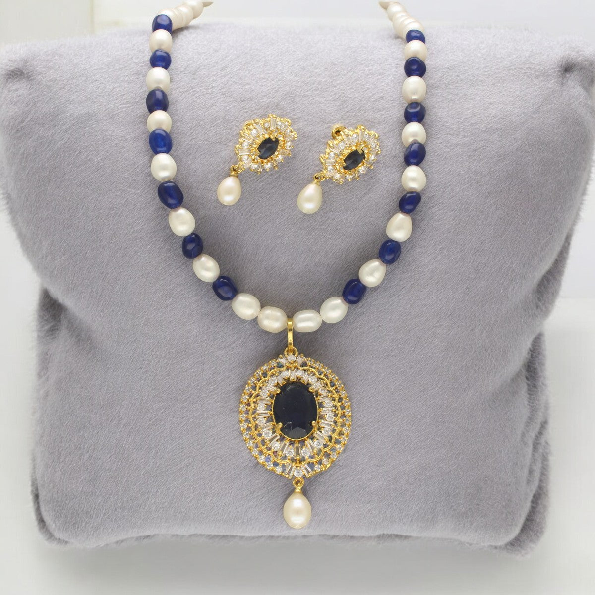 J Pearls Nivan Pearl Necklace Set - Distacart