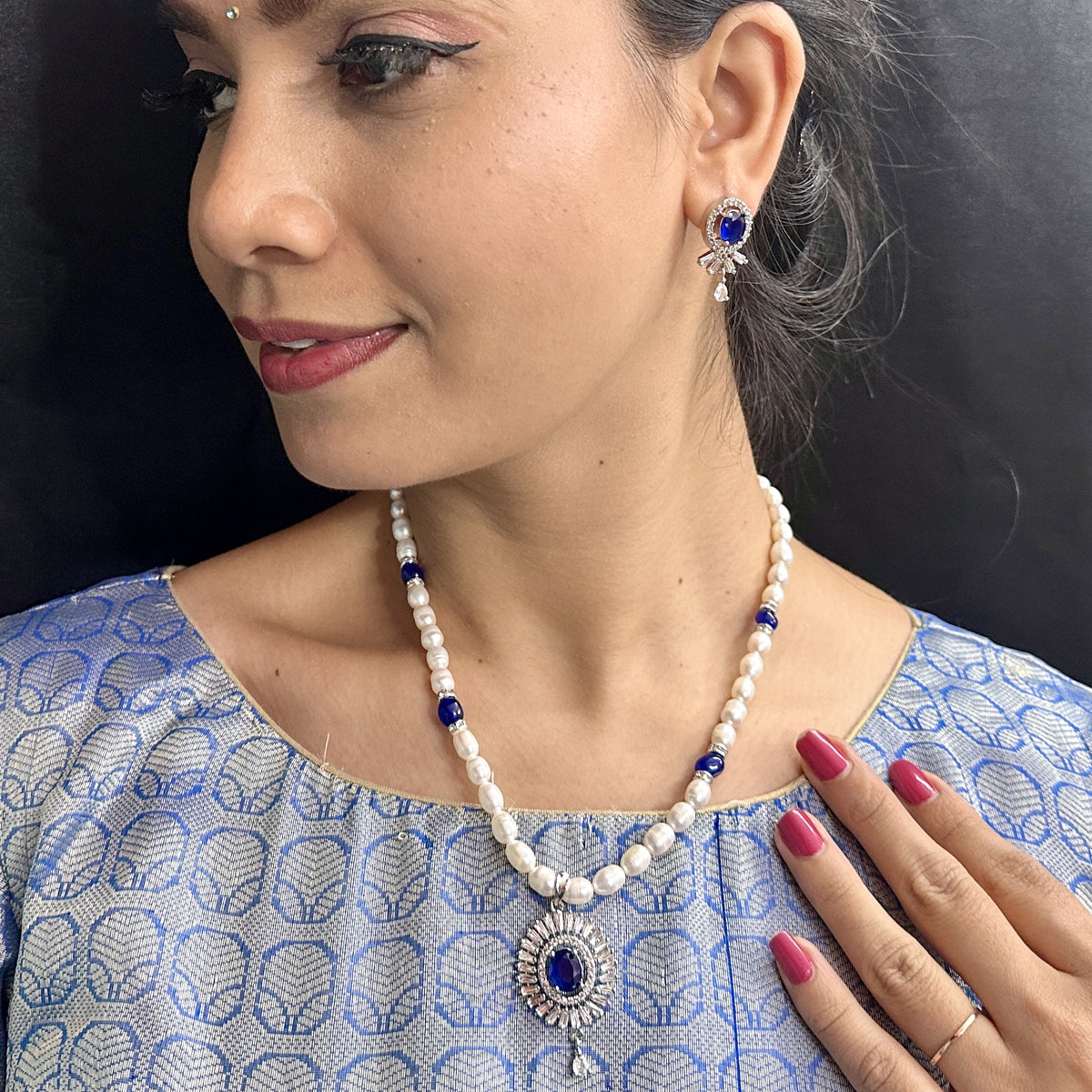 J Pearls Nivid Pearl Necklace Set - Distacart