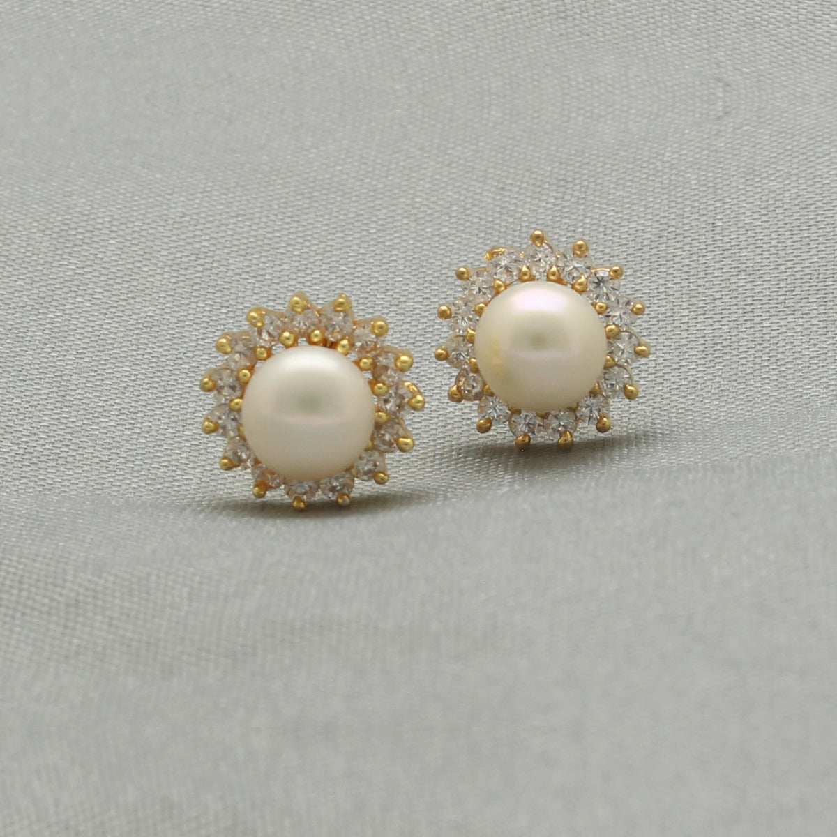 J Pearls Albira Pearl Earrings - Distacart