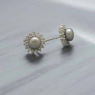 J Pearls Qiara Pearl Earrings - Distacart