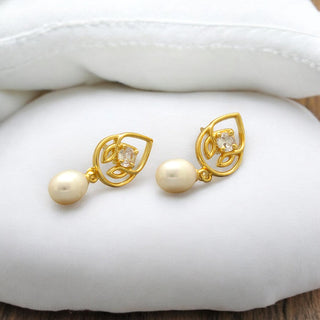 J Pearls Jori Pearl Earrings - Distacart