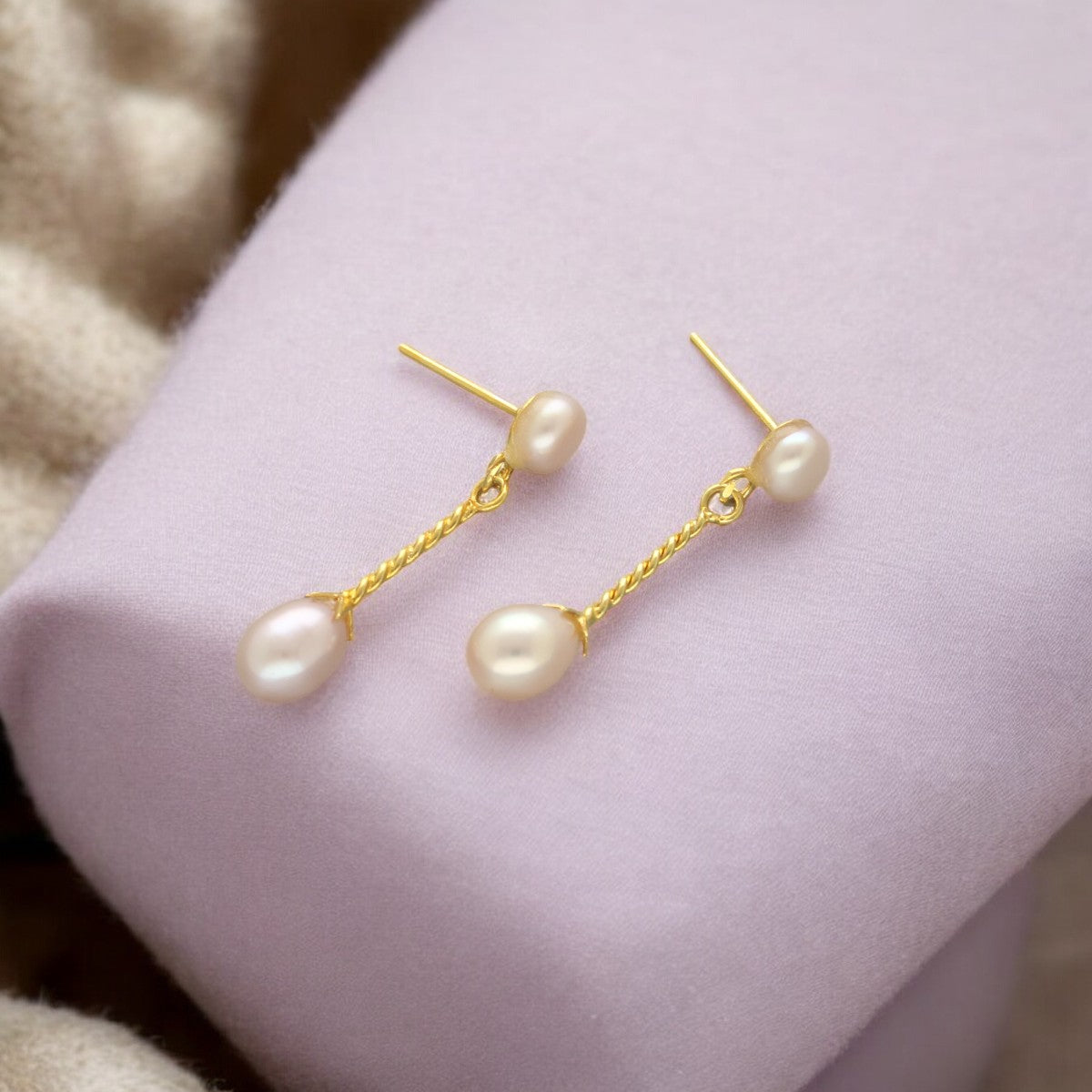 J Pearls Lunai Pearl Earrings - Distacart