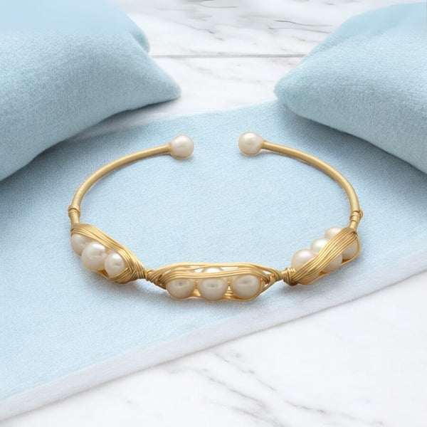 J Pearls Zerin Pearl Bracelet - Distacart