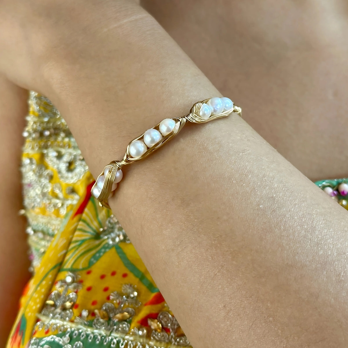 J Pearls Zerin Pearl Bracelet - Distacart