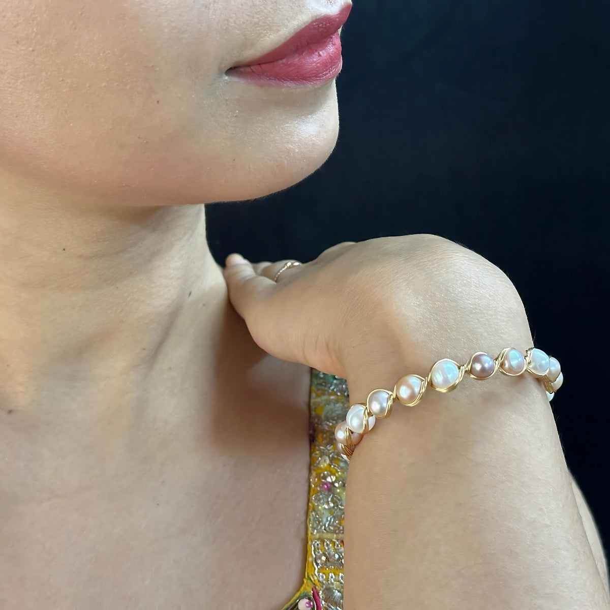 J Pearls Amolak Pearl Bracelet - Distacart