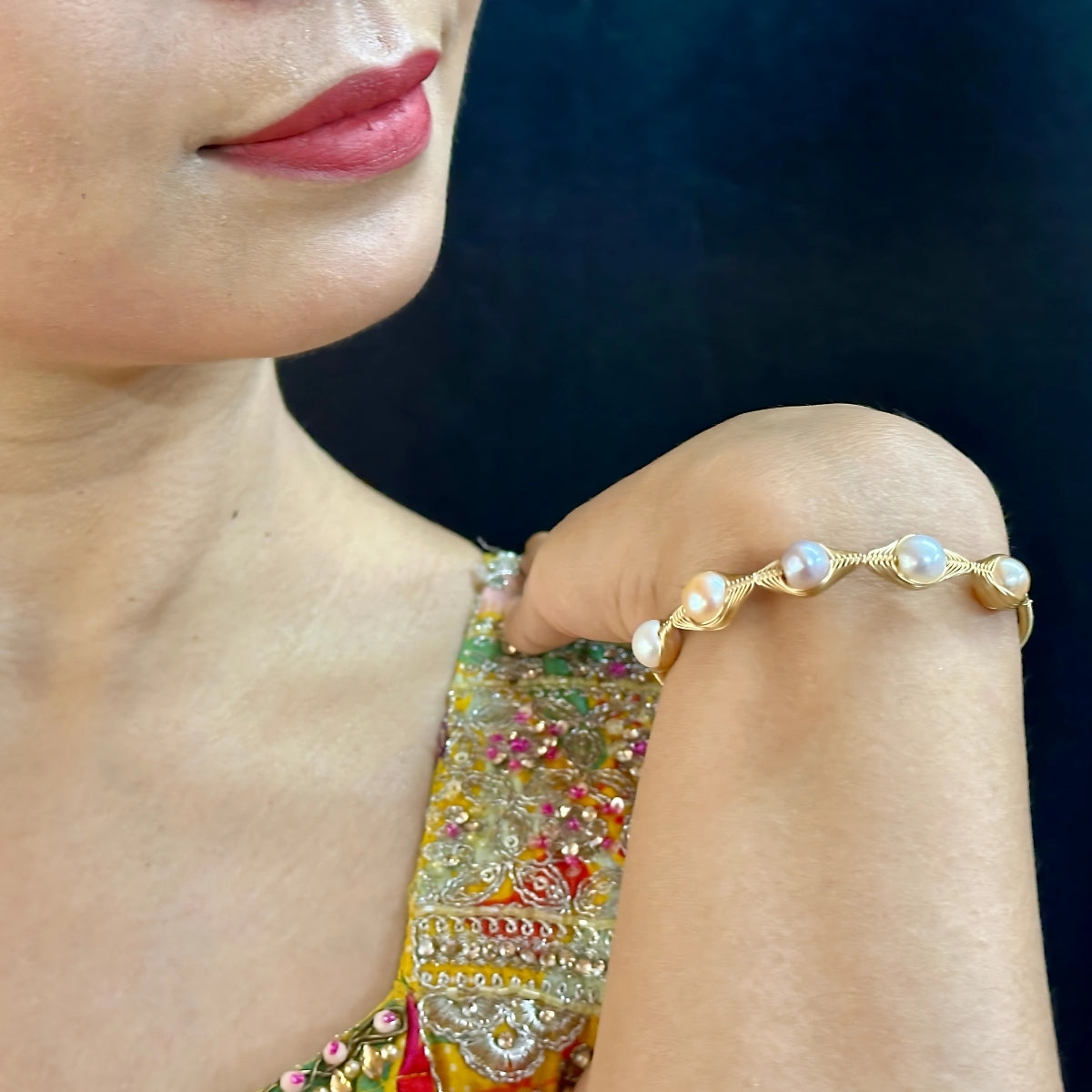 J Pearls Vyom Pearl Bracelet - Distacart