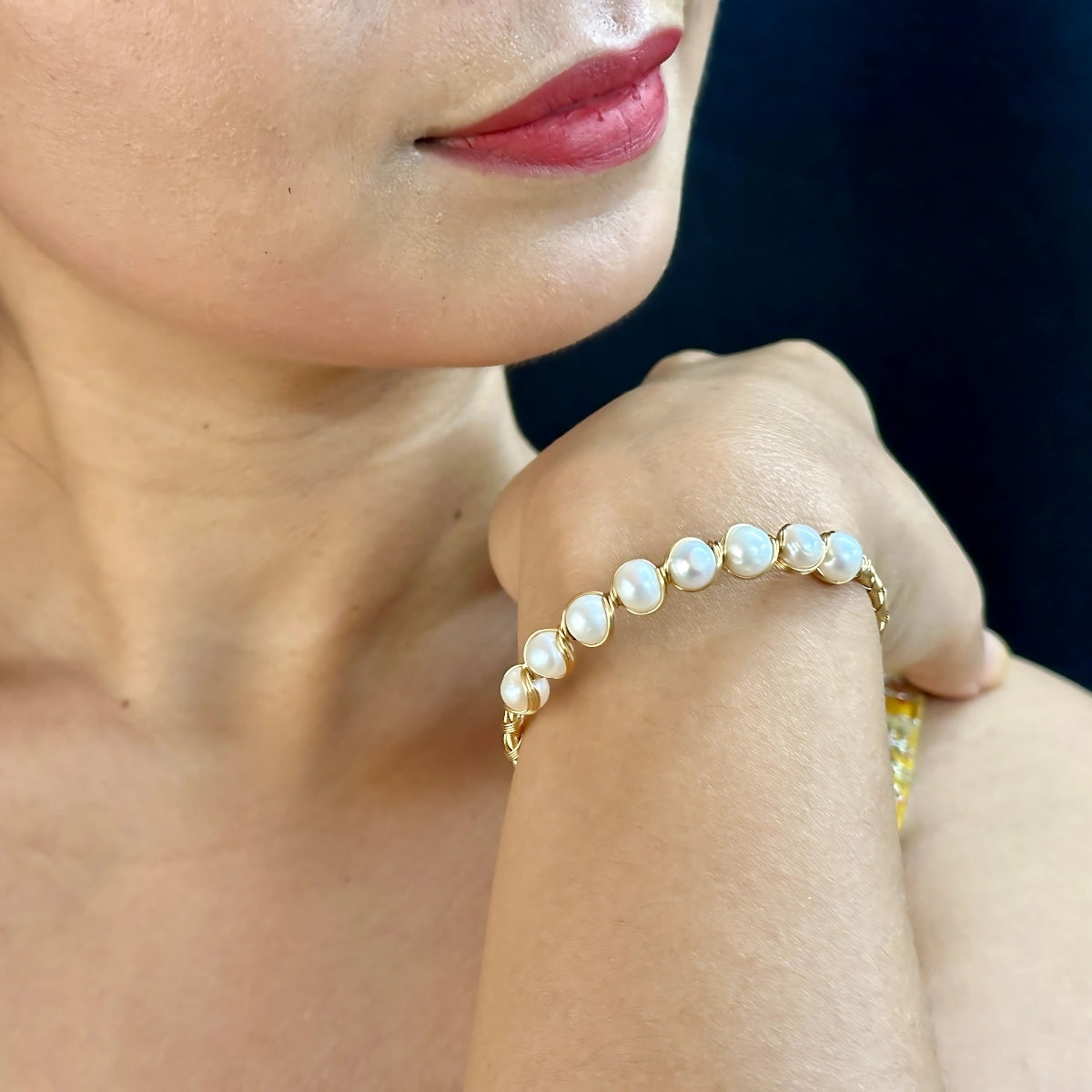 J Pearls Wrika Pearl Bracelet - Distacart