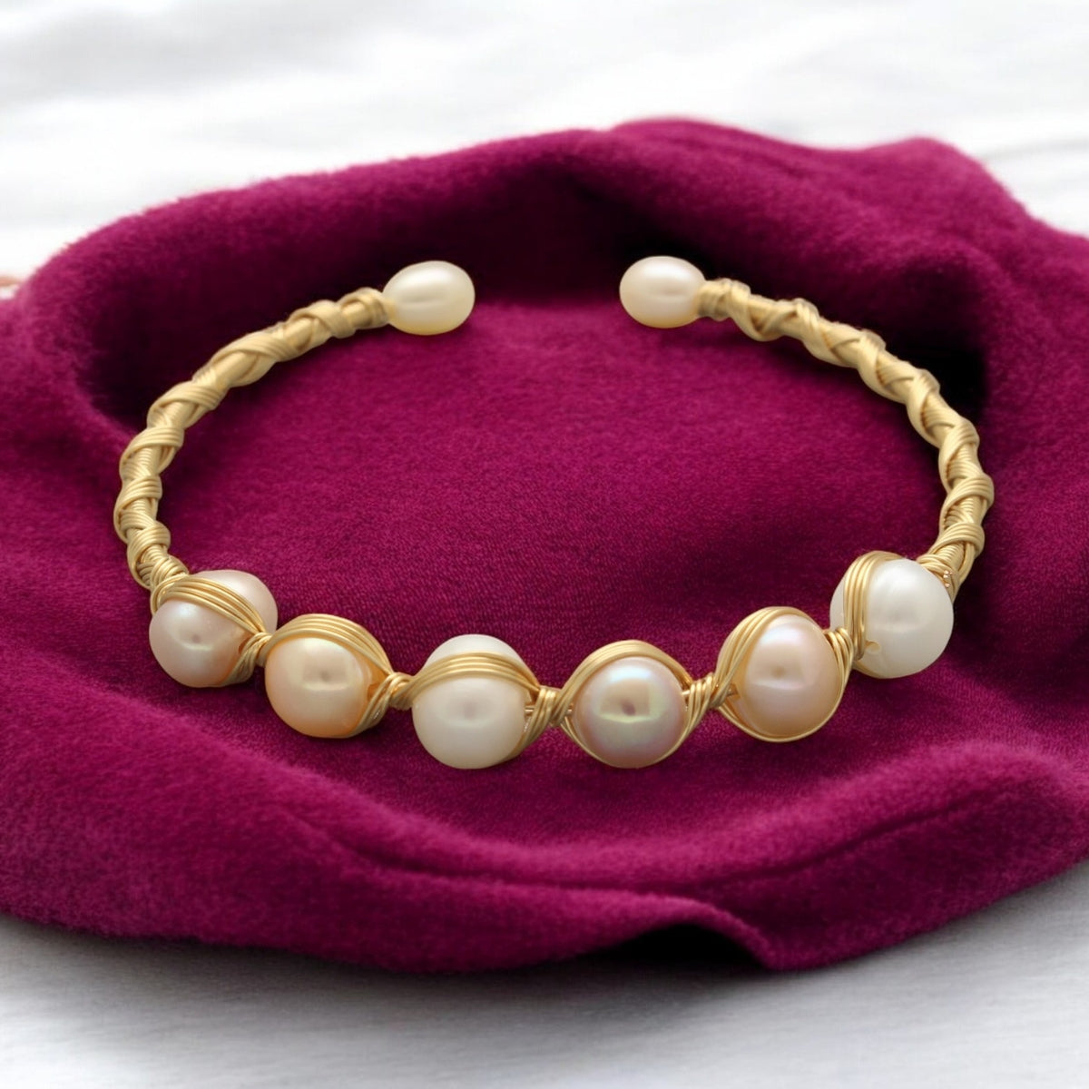 J Pearls Qarin Pearl Bracelet - Distacart