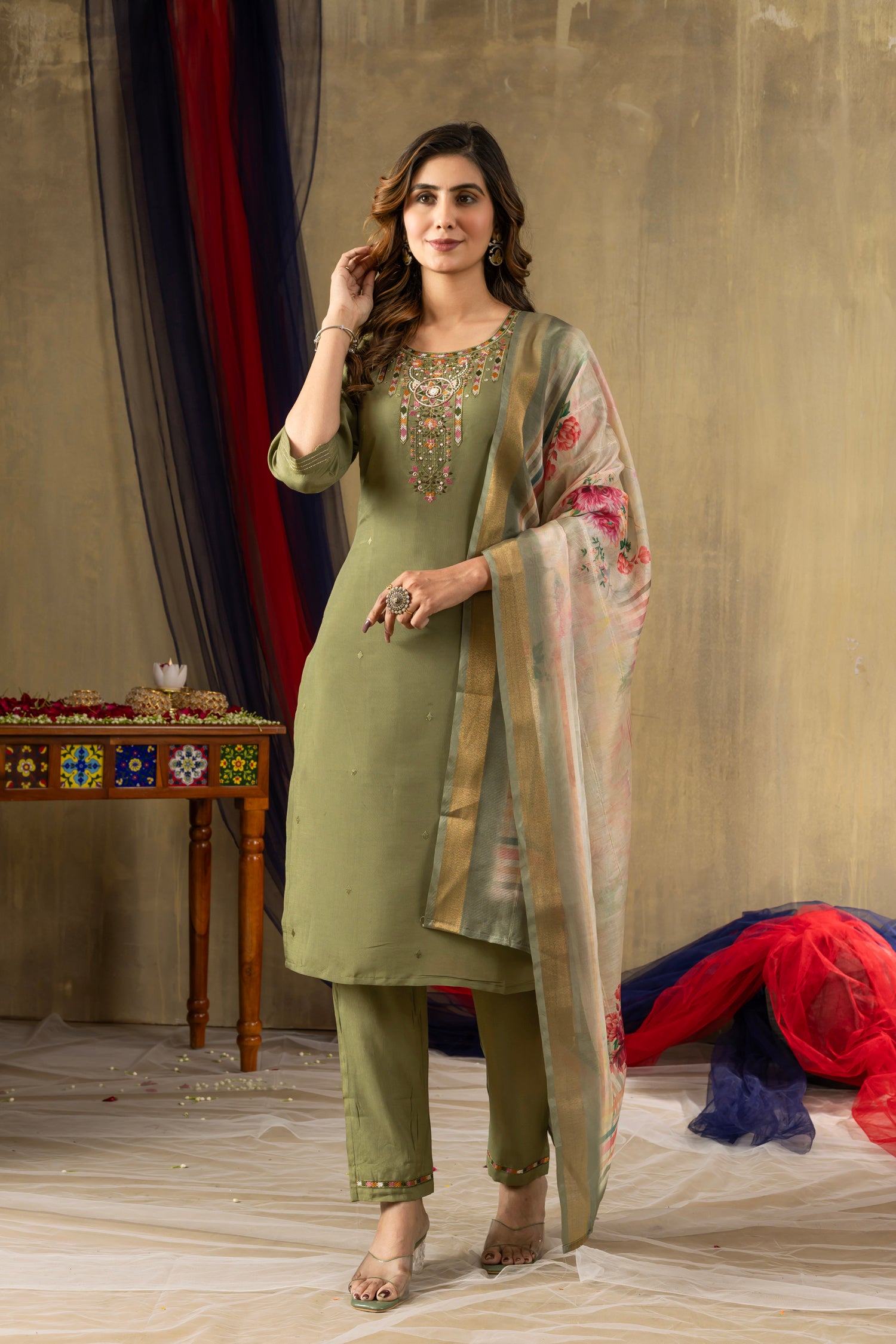 Lorenvalley Fashion Green Shimmer Gold Silk Multi Embroidery Thread With Hand Work Kurta Pant Dupatta