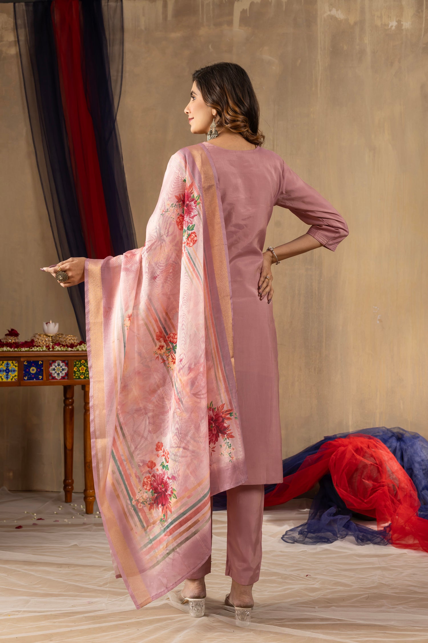 Lorenvalley Fashion Onionpink Shimmer Gold Silk Multi Embroidery Thread With Hand Work Kurta Pant Dupatta