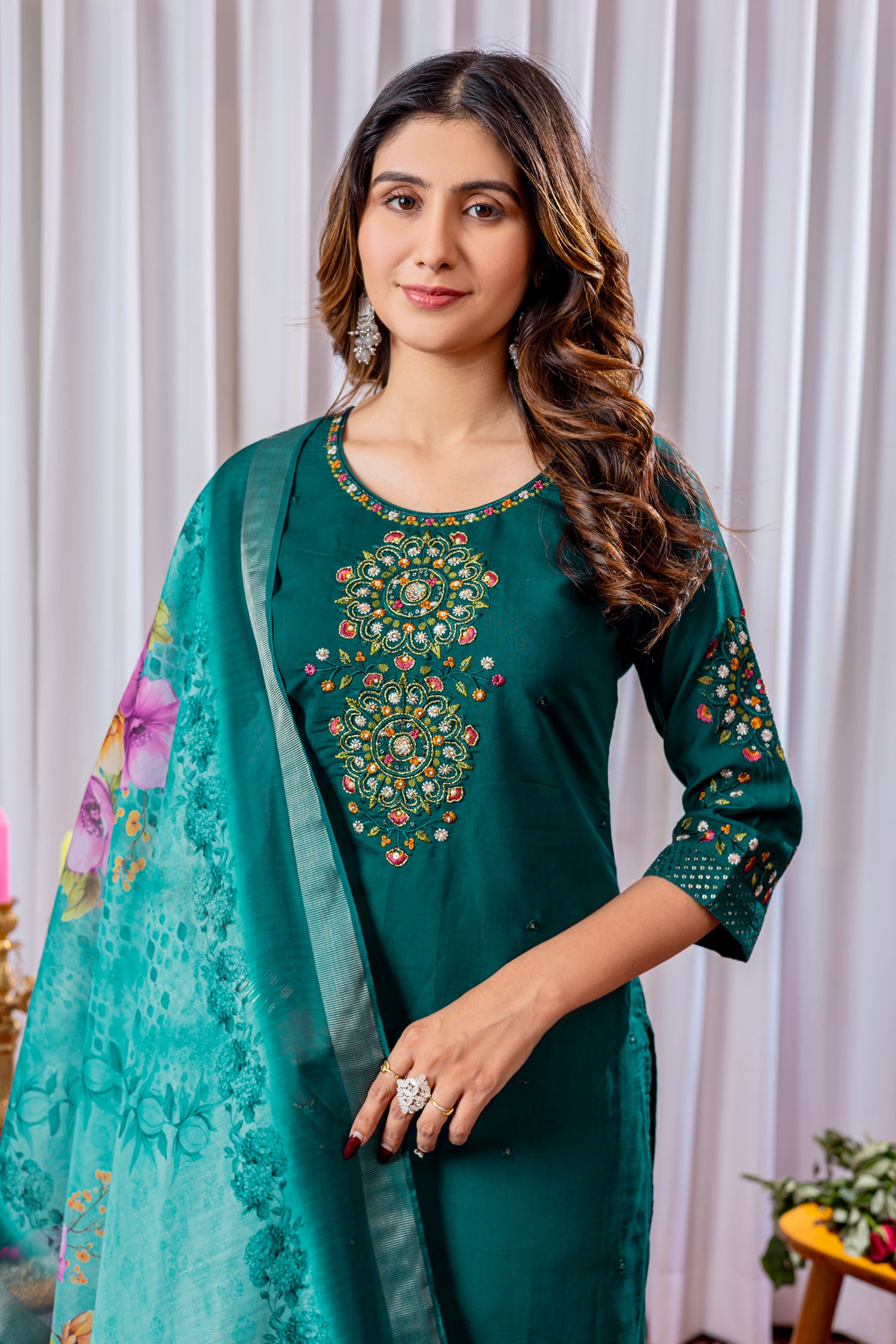 Lorenvalley Fashion Green Viscose Silk Embroidery Thread With Hand Work Kurta Pant Dupatta