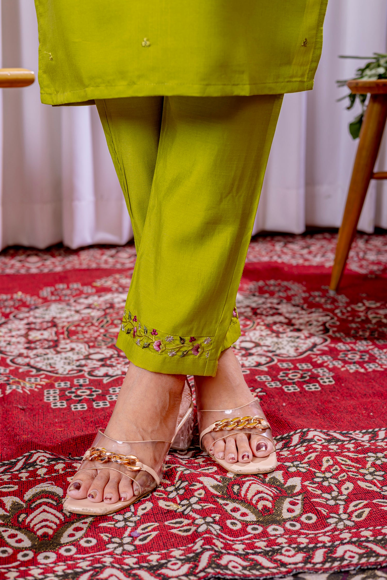 Lorenvalley Fashion Parrotgreen Viscose Silk Embroidery Thread With Hand Work Kurta Pant Dupatta