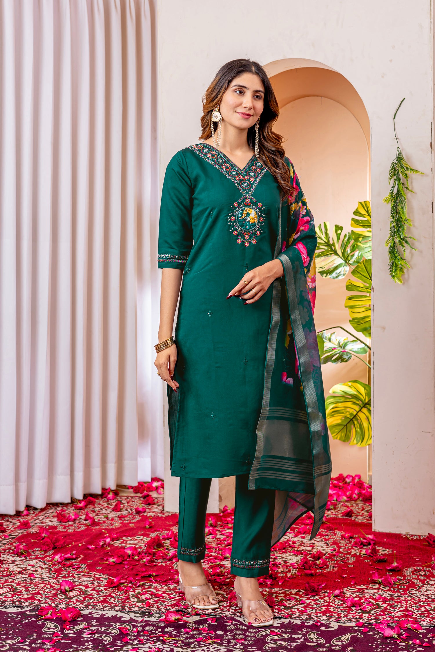 Lorenvalley Fashion Green Marina Viscose Silk Embroidery Thread With Hand Work Kurta Pant Dupatta