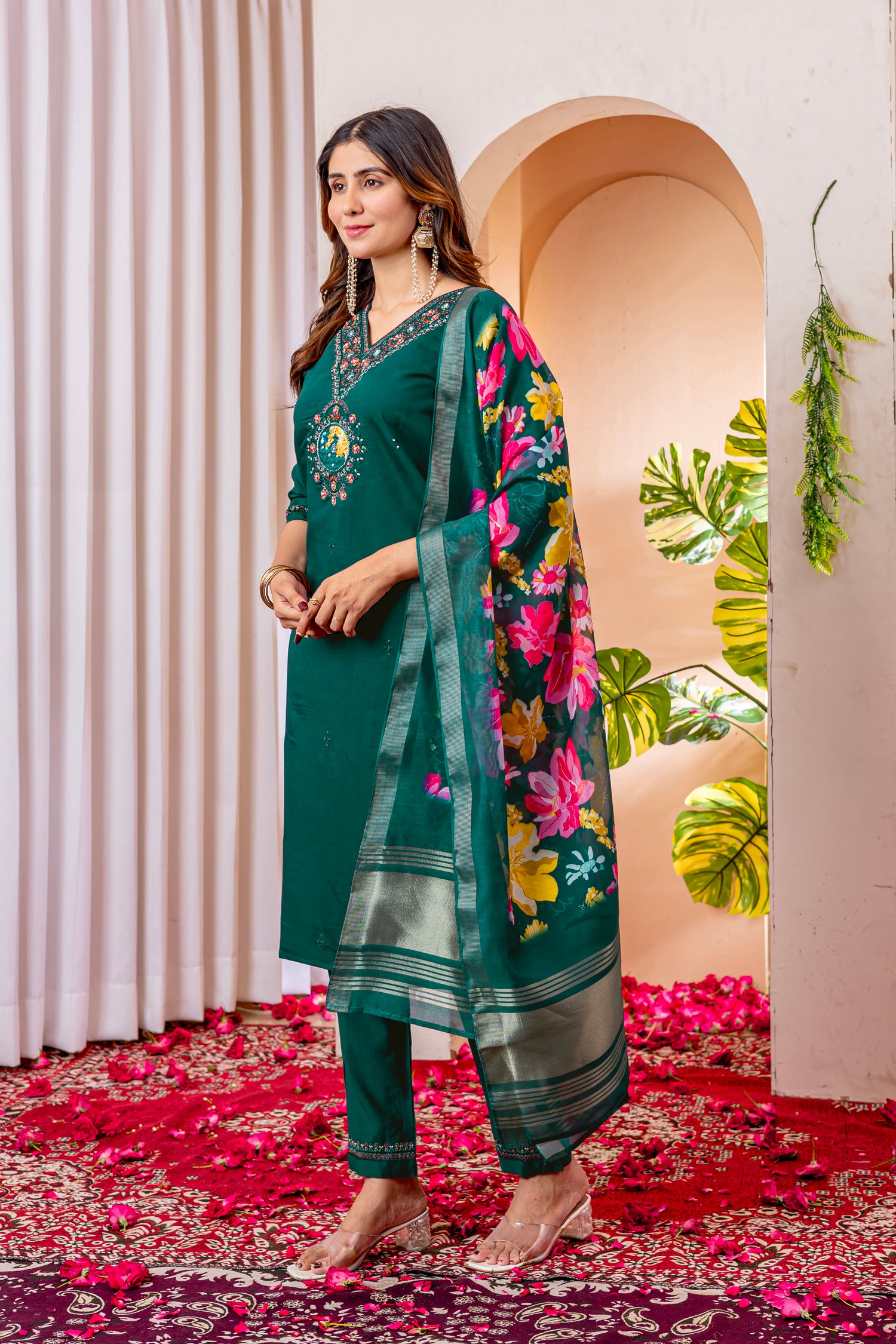 Lorenvalley Fashion Green Marina Viscose Silk Embroidery Thread With Hand Work Kurta Pant Dupatta