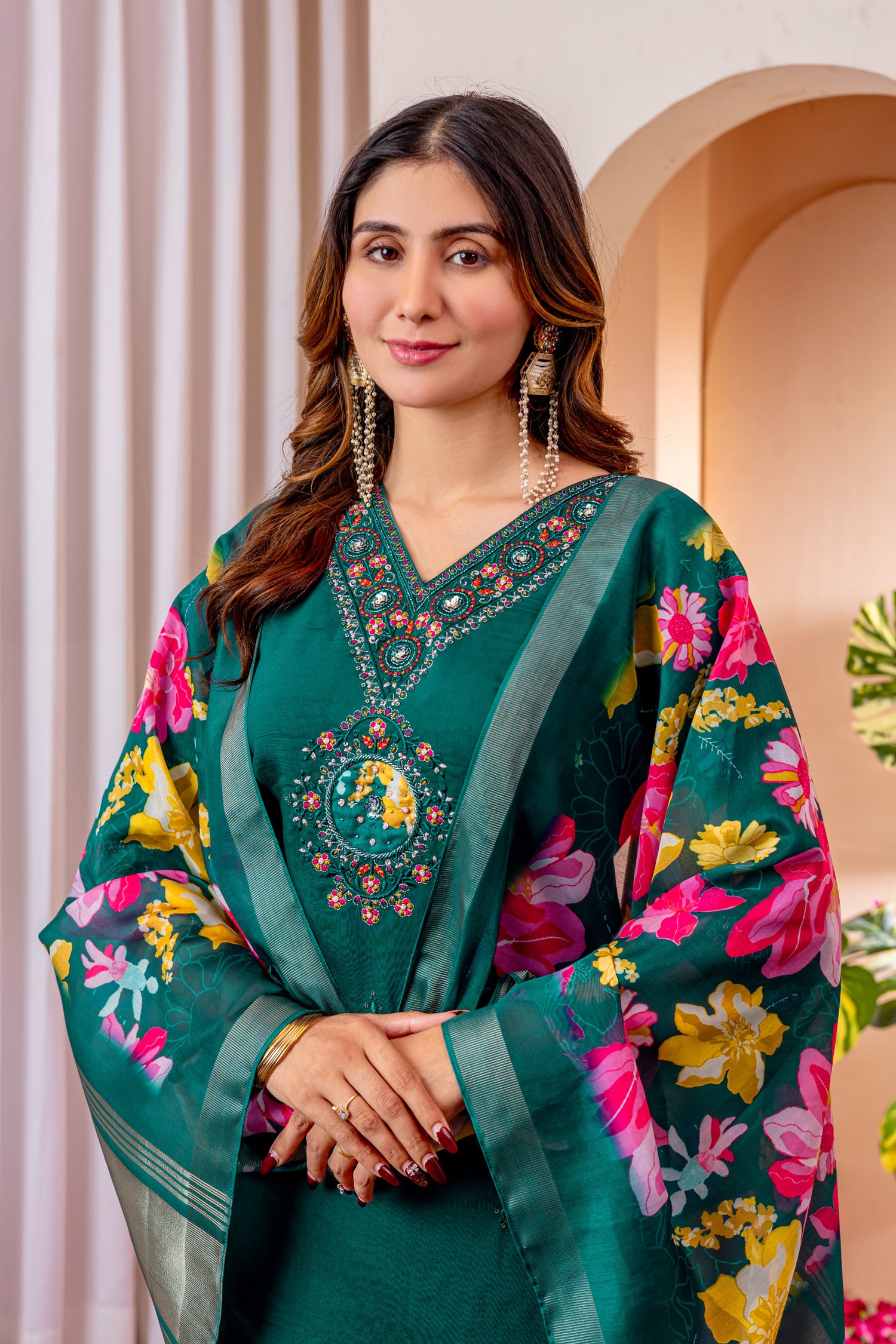 Lorenvalley Fashion Green Marina Viscose Silk Embroidery Thread With Hand Work Kurta Pant Dupatta