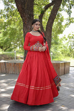 Thumbnail for Lorenvalley Red Rayon with Real Mirror Embroidered Kutchi Thread work with codi Lehenga Choli - Distacart
