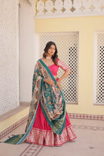 Thumbnail for Lorenvalley Pink Viscose Jacquard Lehenga Choli with Gajji silk Dupatta - Distacart