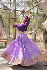 Thumbnail for Lorenvalley Lavender Pure Viscose Jacquard with Kalamkari Jari Border Lehenga Choli - Distacart