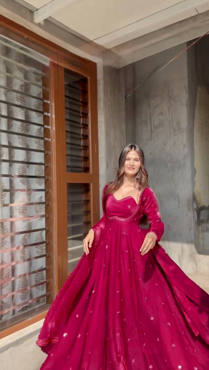 Evanik Ranipink Fendy Silk With thread Sequence Work Anarkali Suit - Distacart
