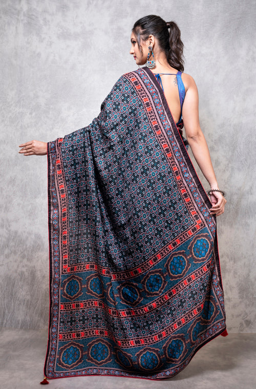 Morchari Pure Dola Silk Saree Digital Print - Multicolour - Distacart