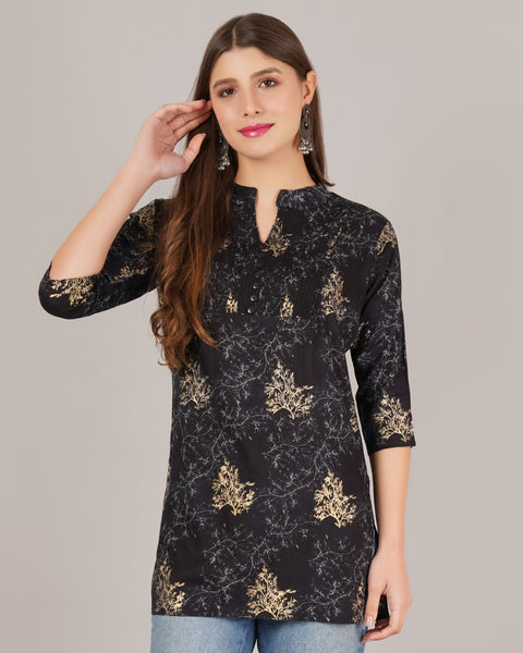 Jaitra Apparels Women Printed Rayon Straight Kurta (Black)