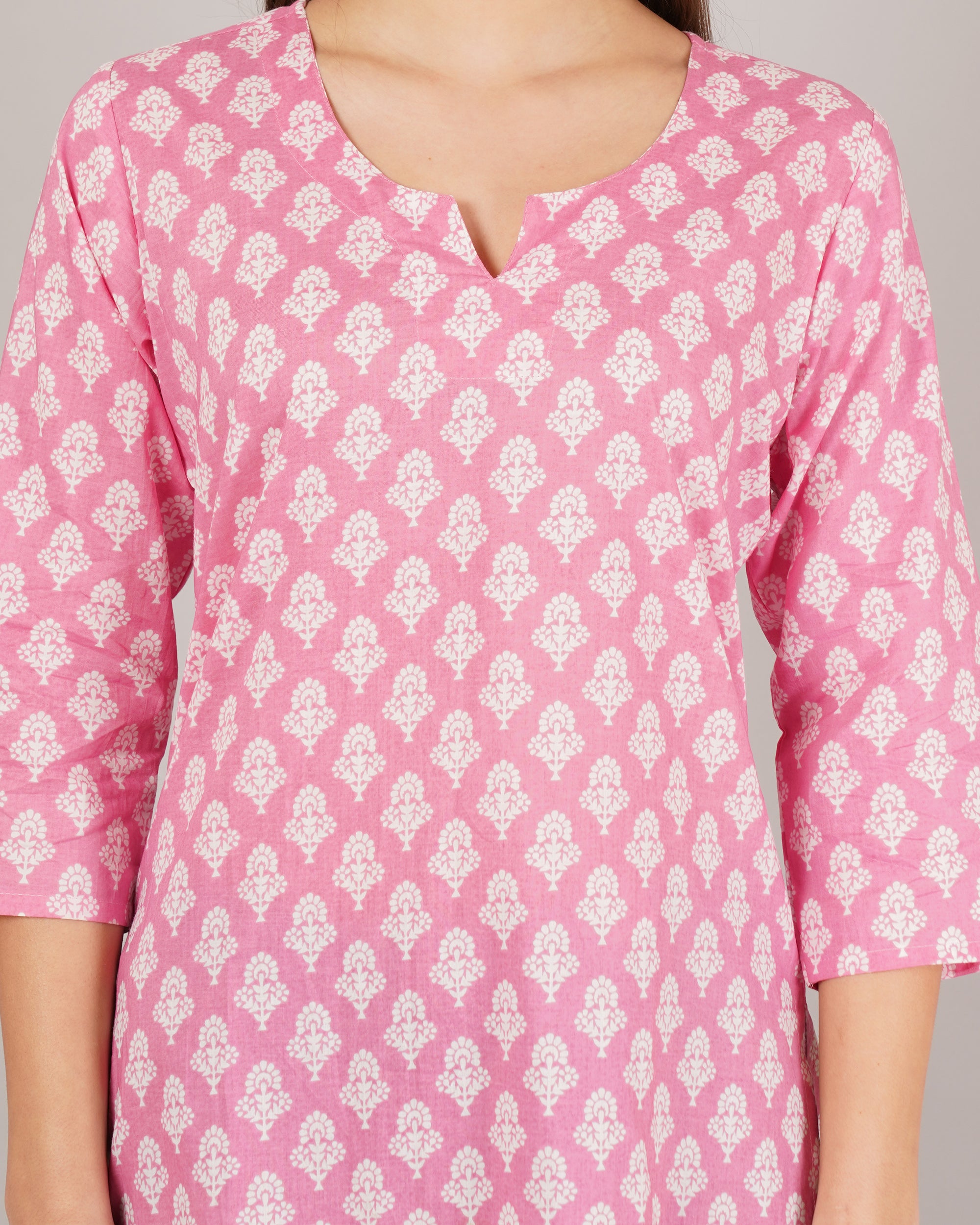 Jaitra Apparels Women Printed Pure Cotton Straight Kurta (Pink)