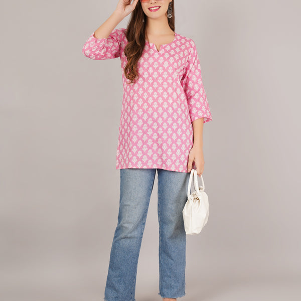 Jaitra Apparels Women Printed Pure Cotton Straight Kurta (Pink)