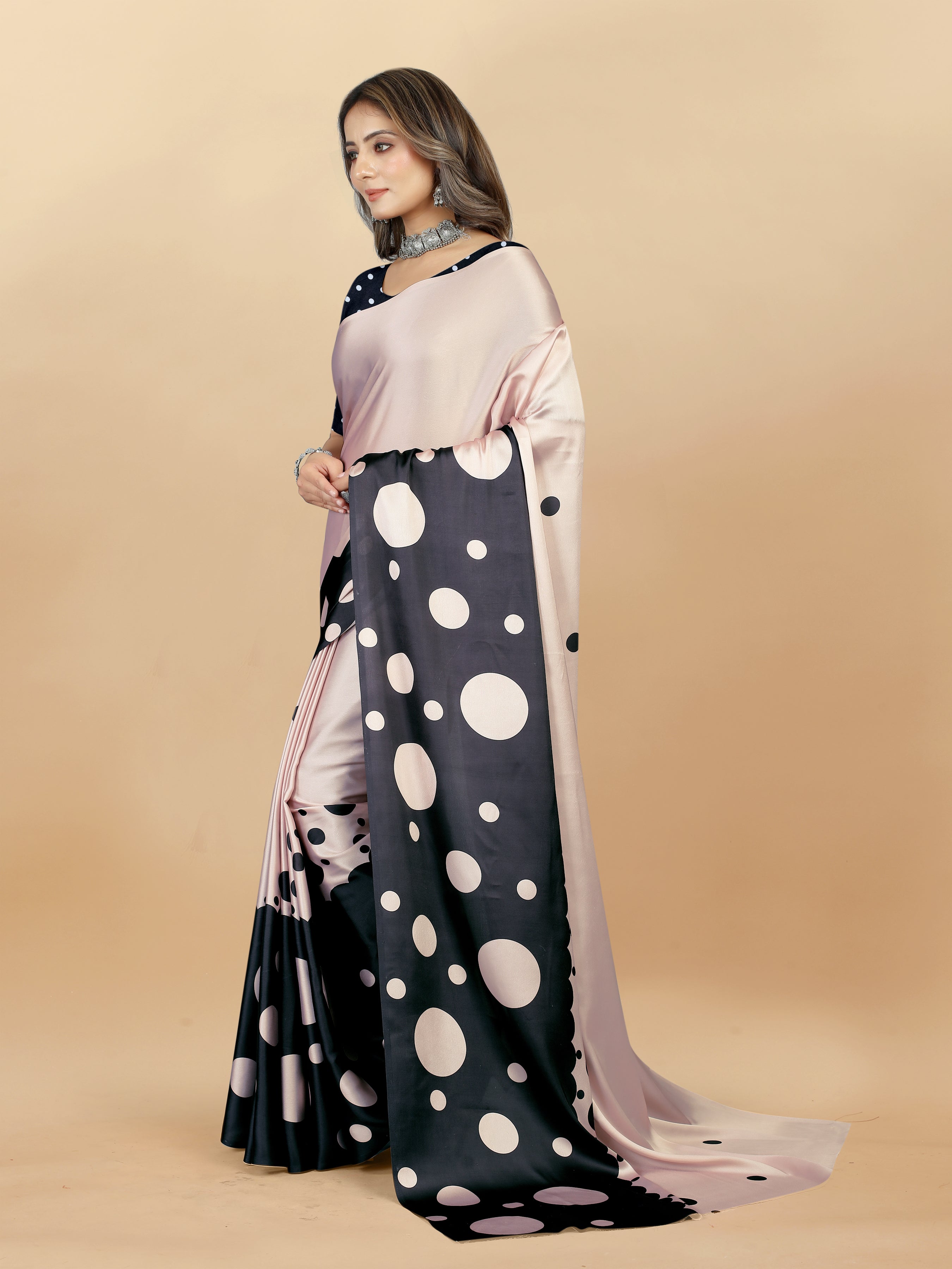 Vedant Vastram Digital Print Japan Satin Silk Party Wear Saree with Unstitched Blouse Piece - Black - Distacart