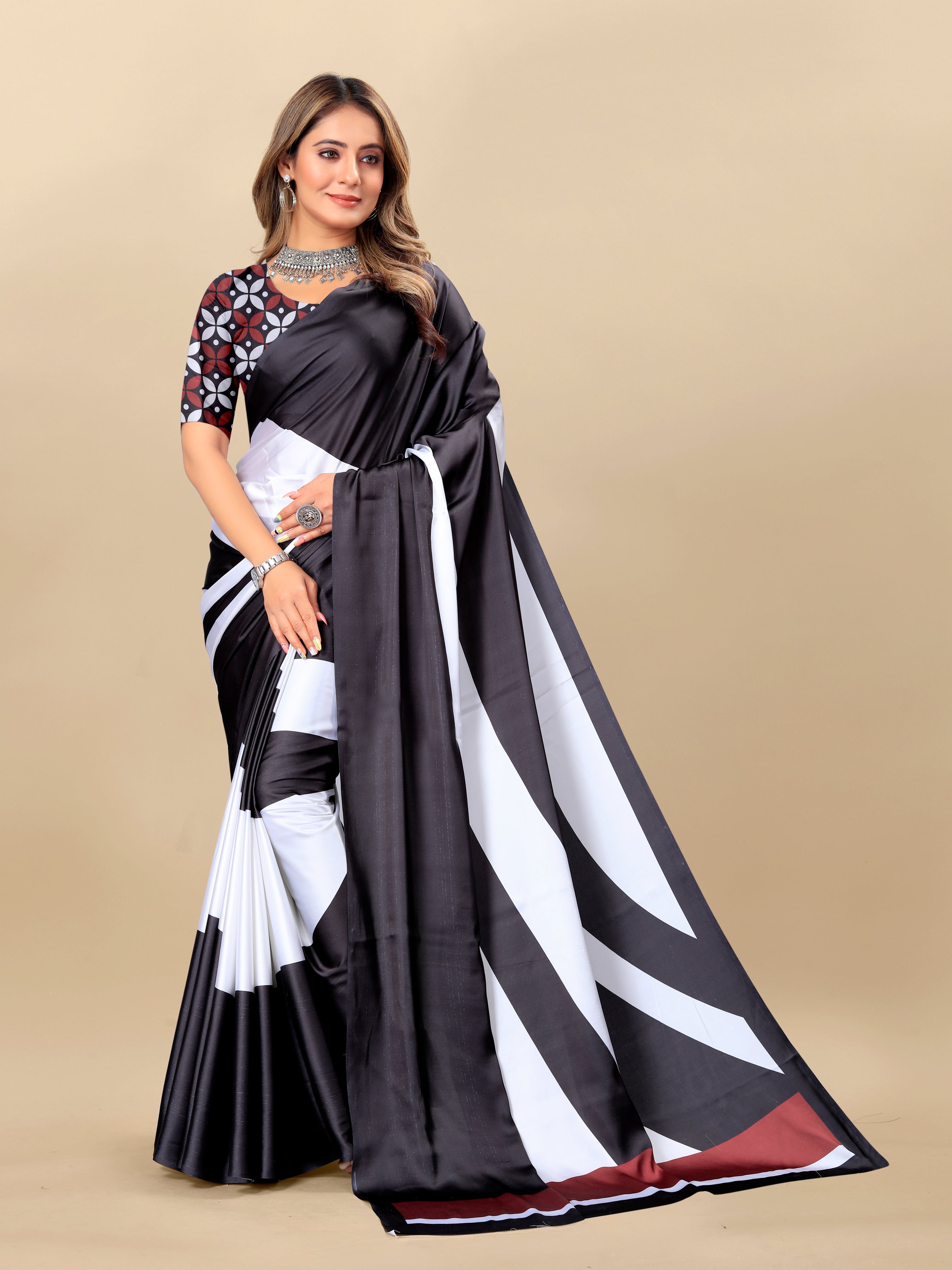Vedant Vastram Digital Print Japan Satin Silk Party Wear Saree with Unstitched Blouse Piece - Black - Distacart