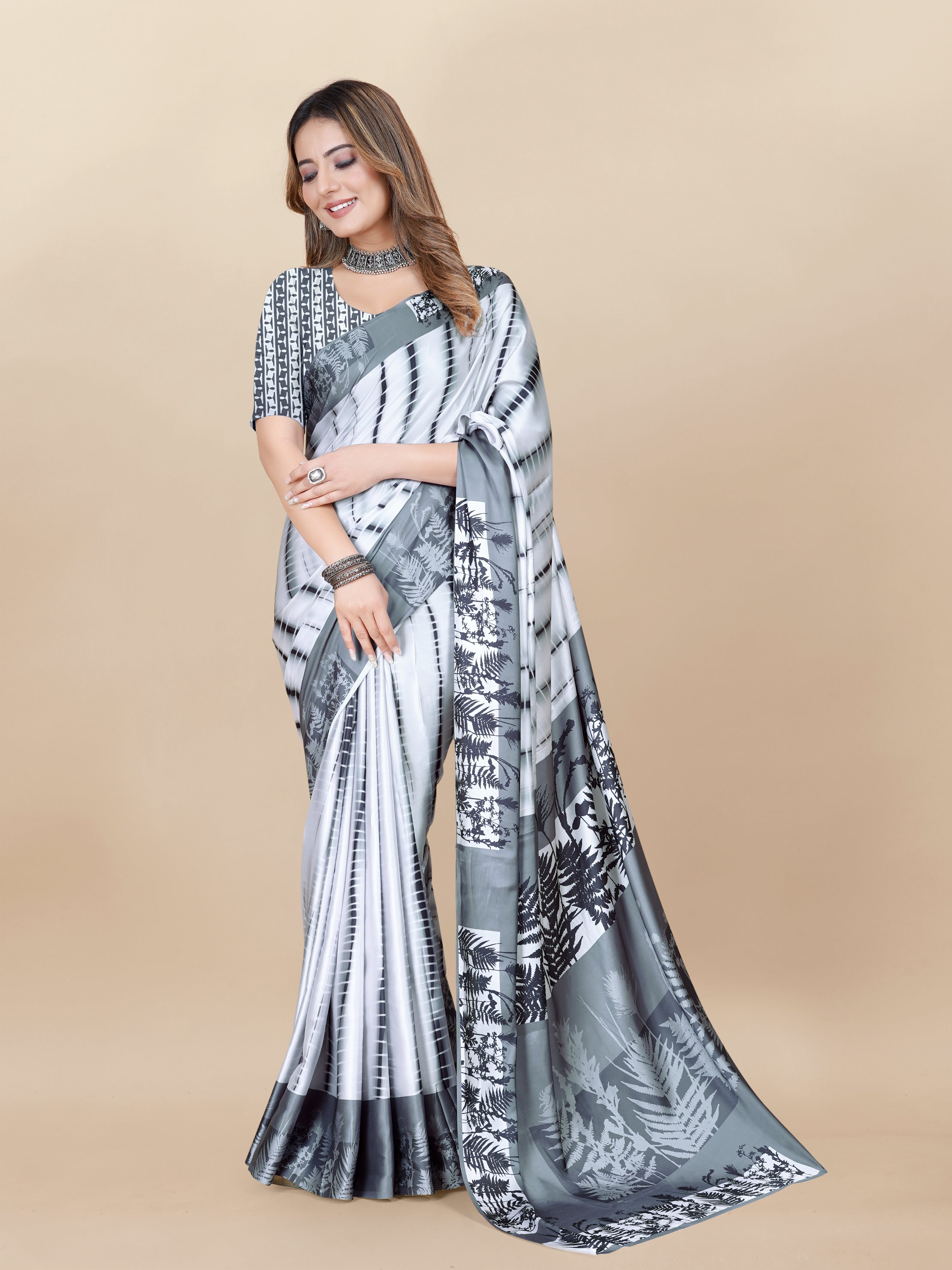 Vedant Vastram Digital Print Japan Satin Silk Party Wear Saree with Unstitched Blouse Piece - White - Distacart