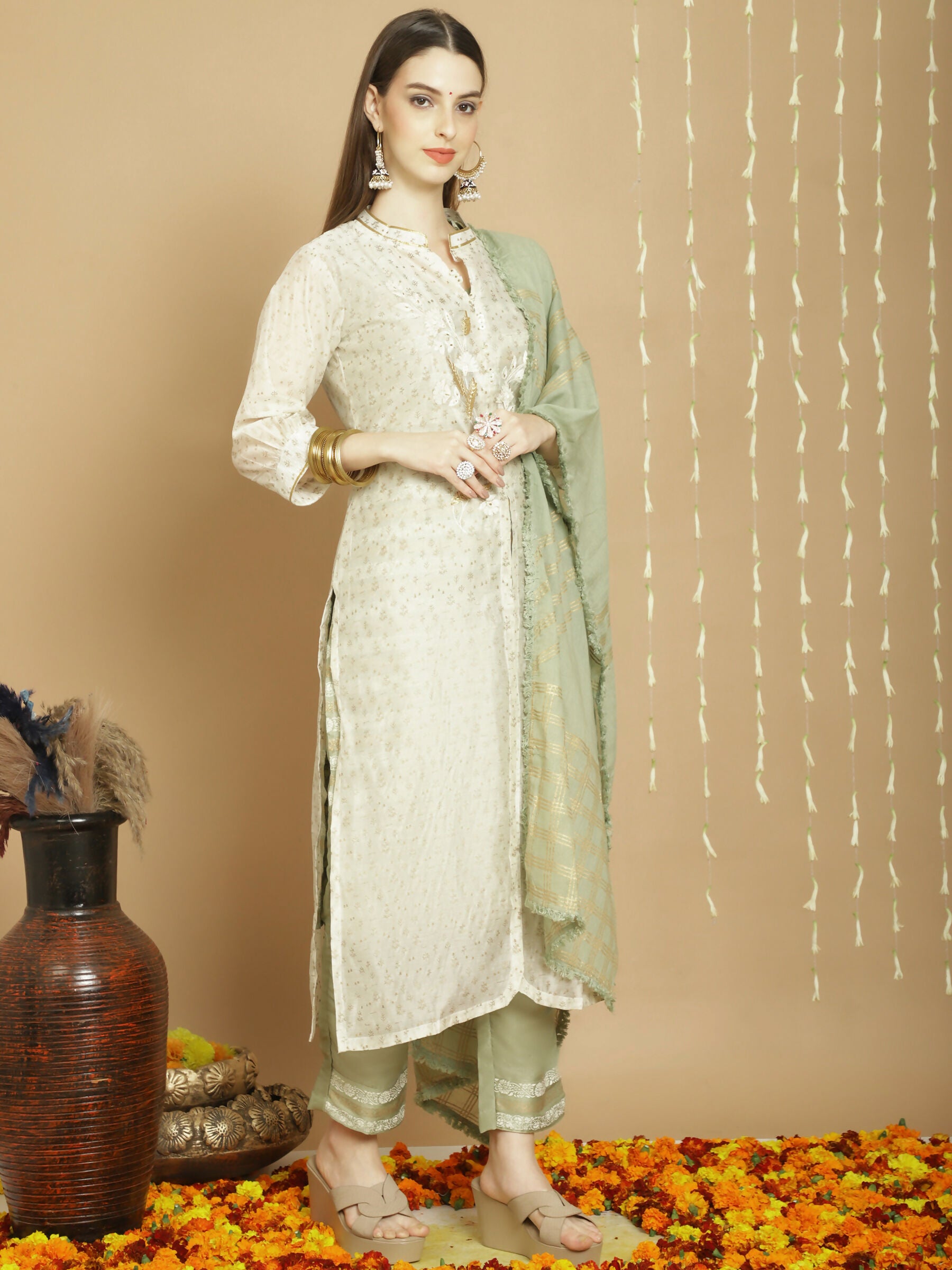 Jyoti Fashion Women's Off White Chanderi Silk Elegant Jardoshi Kurta with Trouser & Dupatta - Distacart