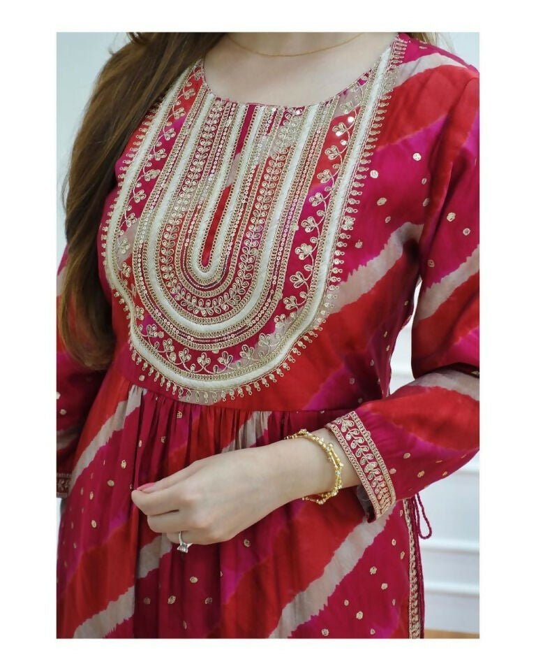 Alvano Women's Sequence Naira Cut Kurti with Pant set Printed Rayon - Distacart