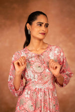Thumbnail for Joban Fashion Pink Floral Hand Block Printed Cotton Kurta Pant Set - Distacart
