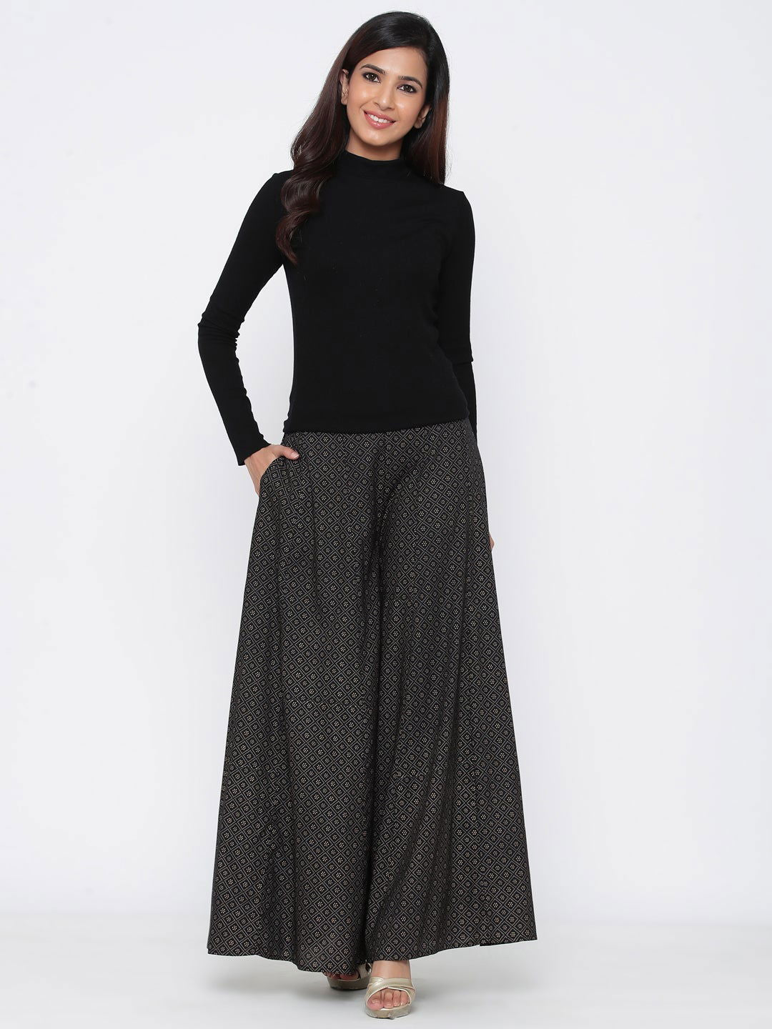 Juniper Black Geometric Printed Rayon Flared Women Palazzo With One Pocket - Distacart